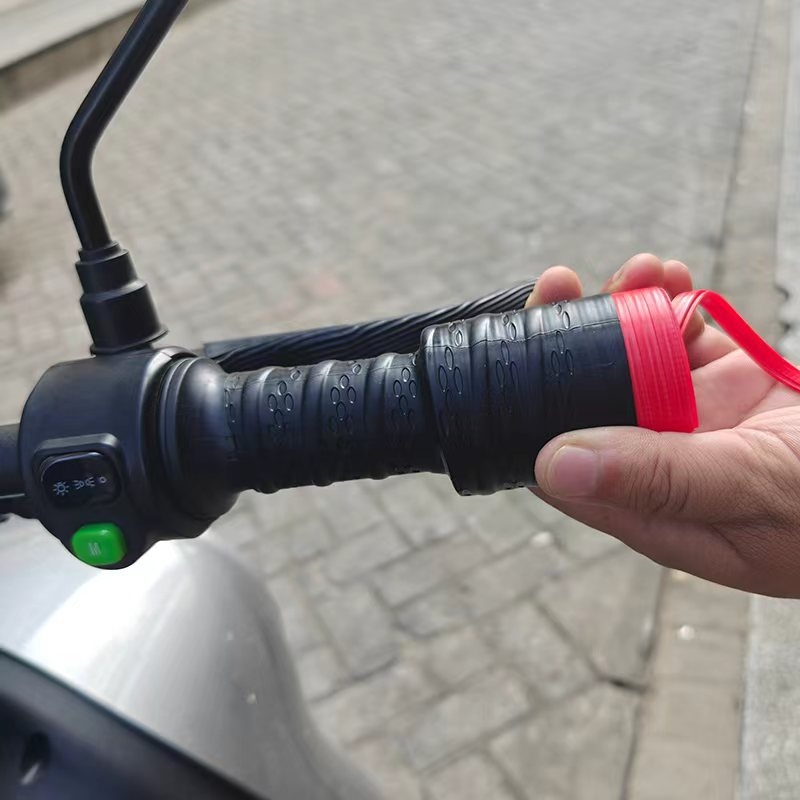 バイクハンドルバーカバー ブレーキカバー 自己収縮性 ノンス - Motorcycle Gear Sleeve のレビューと価格